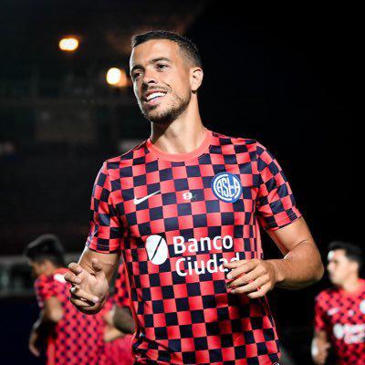 La actualidad del San Lorenzo de Pedro Troglio: Las bajas ya confirmadas y los fichajes que suenan ¿Llevará hondureños?