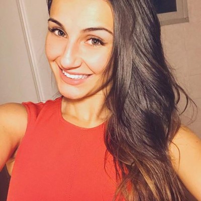 Adriana, la espectacular novia de Theo Hernández que es 'antimadridista'