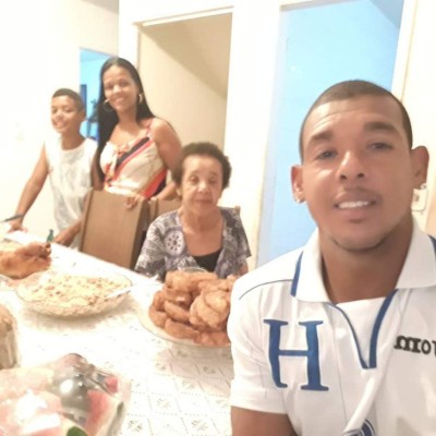 Así vivieron la navidad 2019 los legionarios hondureños, Choco Lozano con visita especial &nbsp;&nbsp;&nbsp;