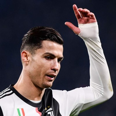 Directo al vestuario: Sarri sacó otra vez a Cristiano Ronaldo y se fue molesto de la cancha