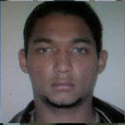 Así se ven jugadores y ex futbolistas de Honduras en sus cédulas de identidad