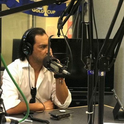 ¡Sol, playa y micrófonos! La nueva vida de Carlos 'Pescado' Ruiz en Miami