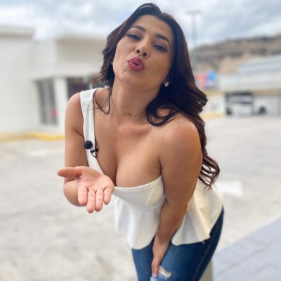 Milagro Flores y su reacción al ser vinculada en trío amoroso con ex esposo de Carolina Lanza