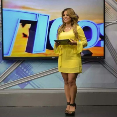 Las fotos más sensuales de Diana Calderón, una de las periodistas más lindas de El Salvador