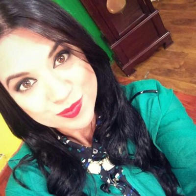 Guapa presentadora de TV hondureña sufre aparatoso accidente de tránsito