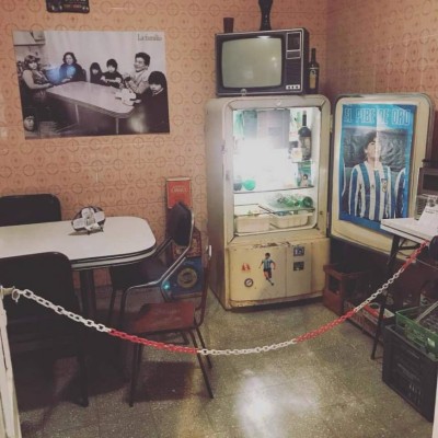 Así es la humilde casa en la que Maradona abandonó la pobreza junto a su familia
