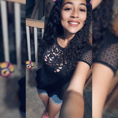 Ella es Escarleth Desire, la hermosa volante del Platense Femenino