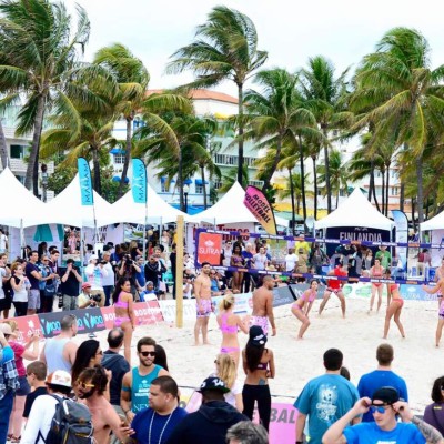 Las hermosas chicas que adornaron el Model Beach Volleyball en Miami