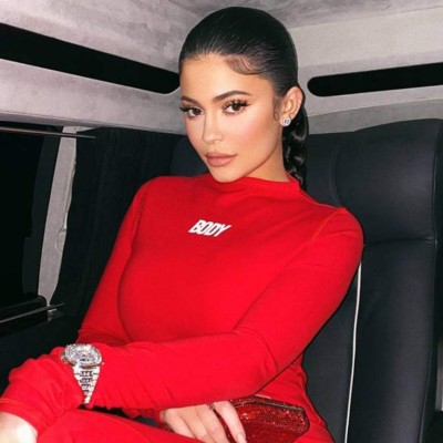 ¿Amanda Trivizas o Kylie Jenner? Ella es la chica de la foto con Jonathan dos Santos en su cama