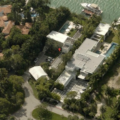 Así es la vida del influyente dueño del América: su riqueza, una lujosa mansión y su pareja es muy poderosa