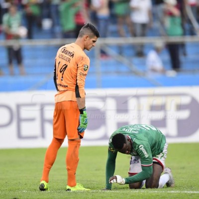 NO VISTE EN TV: El eufórico festejo de Vargas, la celebración en el camerino y la frustración en Motagua