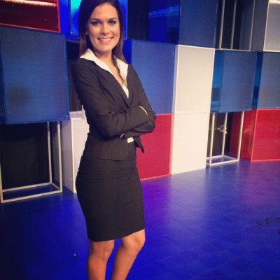 Jennifer Segura, la hermosa periodista tica aficionada al equipo del 'Ro-Ro'