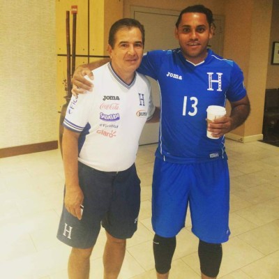 Así es Luis Cálix, el hondureño que venció a la muerte para formar campeones