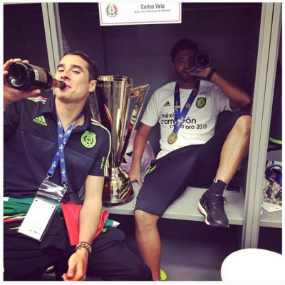 Las fotos curiosas de la celebración de los jugadores de México tras ganar la Copa Oro