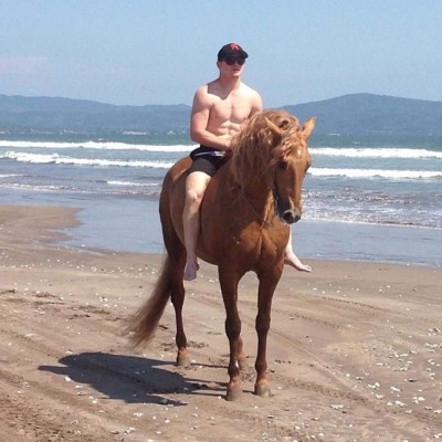 Saúl 'Canelo' Álvarez: La colección de autos, casas lujosas y mujeres glamorosas