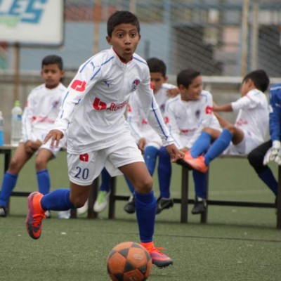 Olimpia los formó y Motagua los disfrutó: futbolistas que pasaron por las inferiores y debutaron de azul