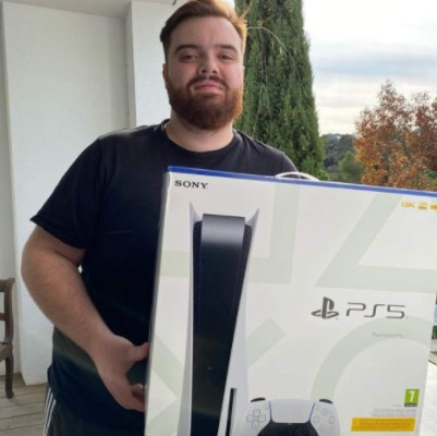 Ibai Llanos sorprende a todos: cuánto dinero gana al mes, lo que paga de alquiler y el fichaje sorpresa del Barcelona