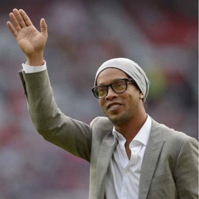 El infierno de Ronaldinho: De ser el rey del Barcelona a las deudas y problemas con la justicia