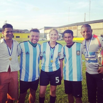 Kritza Pérez, la ex diputada y periodista que es aficionada del Motagua