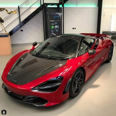 ¡De lujo! Los Lamborghinis que vende un solo hombre a los cracks de la Premier League