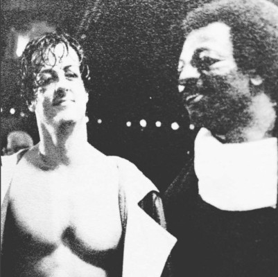 Sylvester Stallone revela inéditas imágenes de Rocky y Apollo Creed sobre el ring