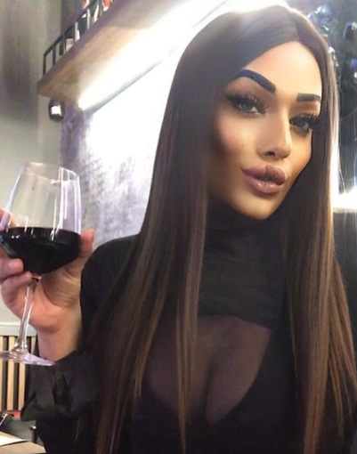 ‘‘Por fin estamos contentos’’: mujer trans comparte foto con la figura de Icardi y su mensaje provocativo para Wanda Nara