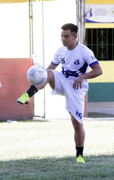 Fichajes: Sacudida en Honduras, Real Sociedad rescinde al DT italiano y Edwin Rodríguez es noticia