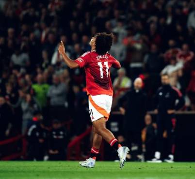 Zirkzee comenzó a marcar la diferencia en el Manchester United.