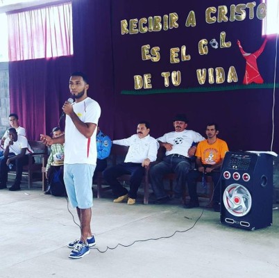 Futbolistas que no pensaste estaban entregados a la religión