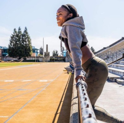 La triple campeona olímpica que superó a Cristiano Ronaldo con sus impactantes abdominales; estuvo al borde del suicidio