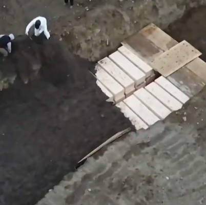 En una isla: Así están enterrando a los muertos por coronavirus en Nueva York