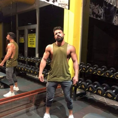 Boxeador mata a su novia clavándole un cuchillo en el pecho y después deja un mensaje