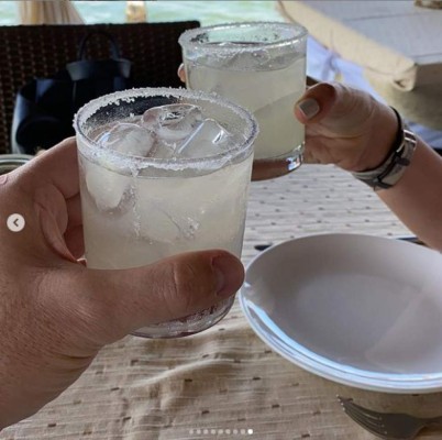 Yankel Rosenthal reaparece tras recobrar la libertad disfrutando vacaciones en México