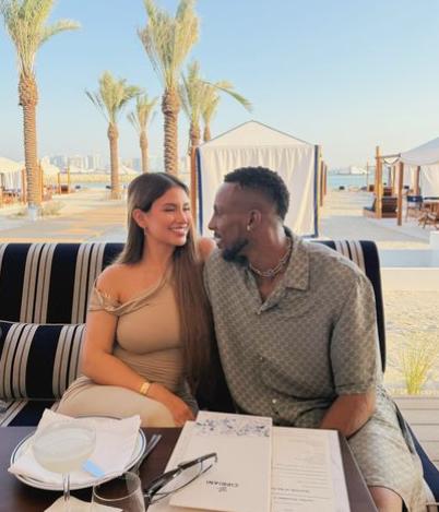 El jugador mexicano que vive en Arabia Saudita y quiere hacerle daño a Honduras: lujos, salario y la mujer que lo acompaña