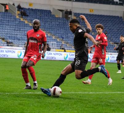 Rigo Rivas se ha afianzado en la Superliga de Turquía con el Hatasypor.