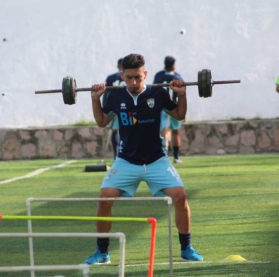 Ya casi se cierra el mercado de fichajes y estos jugadores siguen sin equipo