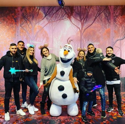 FOTOS: Keylor Navas disfruta de Disneyland en París junto a su 'hermano' Neymar