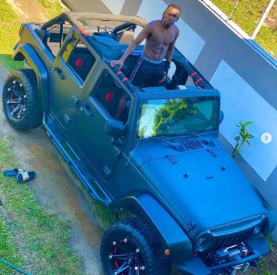 ¡De lujo! Los bonitos automóviles que lucen los jugadores hondureños