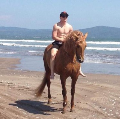 Así es la millonaria vida de 'Canelo' Álvarez: Patrimonio, glamour, autos y caballos&nbsp;&nbsp;