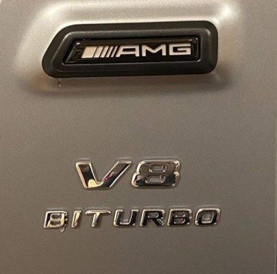 Floyd Mayweather le regala a su hija de navidad un Mercedes-Benz de 180 mil dólares