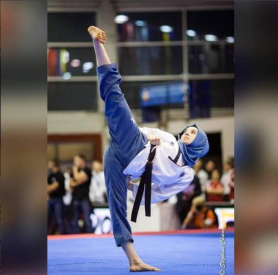 Fotos: La atleta turca que cautiva en Río pese a su no participación directa en los Juegos