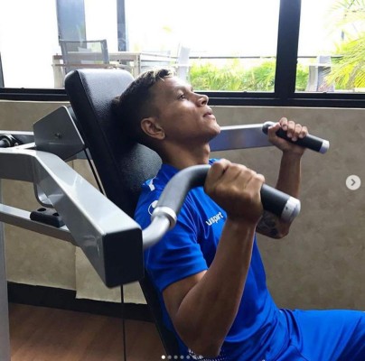 ¡Con algunas confesiones! Esta es la vida que lleva el hondureño Bryan Moya en Venezuela