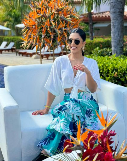 Presentadoras hondureñas enamoran durante el verano 2024; Roatán, el destino favorito