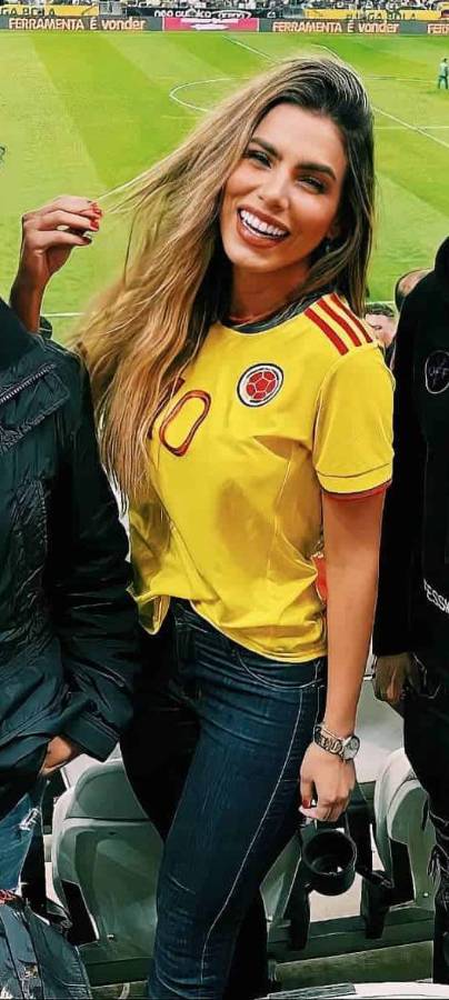 Así es Erika Schneider, la preciosa bailarina que fue vinculada con el colombiano James Rodríguez
