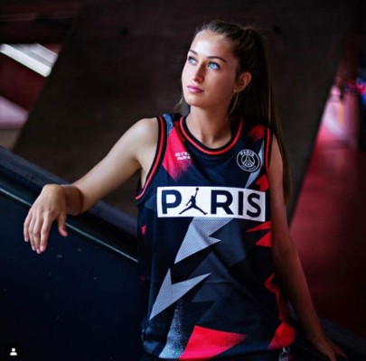 Jordyn Huitema, la preciosa delantera del PSG que conquistó a figura del Bayern Múnich