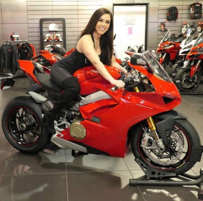 Conmoción: El triste final de Annette Carrion, la motociclista más bella del mundo