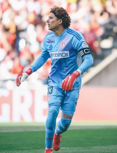 Salió a la luz: Memo Ochoa tuvo pláticas con Real Madrid y por este motivo no se concretó su fichaje
