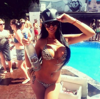 Las mejores fotos de la explosiva novia de Jesé, futbolista del PSG