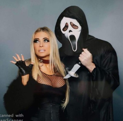 Así se ve Carmen Electra a sus 48 años, una de las dos mil novias de Dennis Rodman