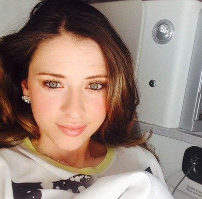 Javier Aquino dejó a la escultural Zoe Robb por la sensual Lluvia Carrillo